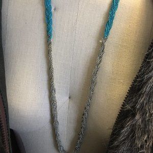 Metal chained two toned necklace